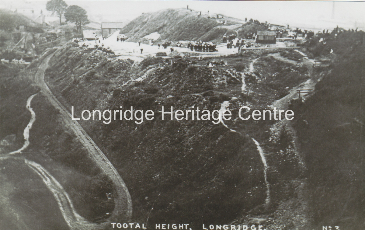 269C - Tootle Height Park - A view from the quarry towards the entry in Higher Road - Unknown